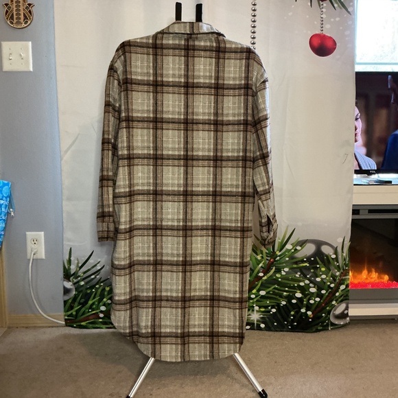 Panache Long Shacket - Picture 2 of 2